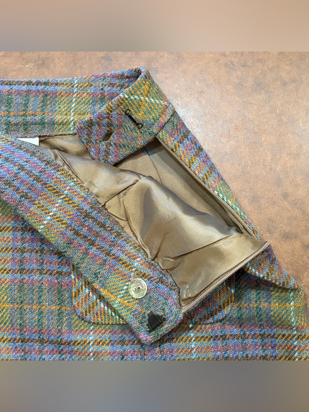 Vintage- 💜 Liz Claiborne- Liz Sport- Pastel Plaid Wool Blend Mini Skirt 💚 - Picture 6 of 9